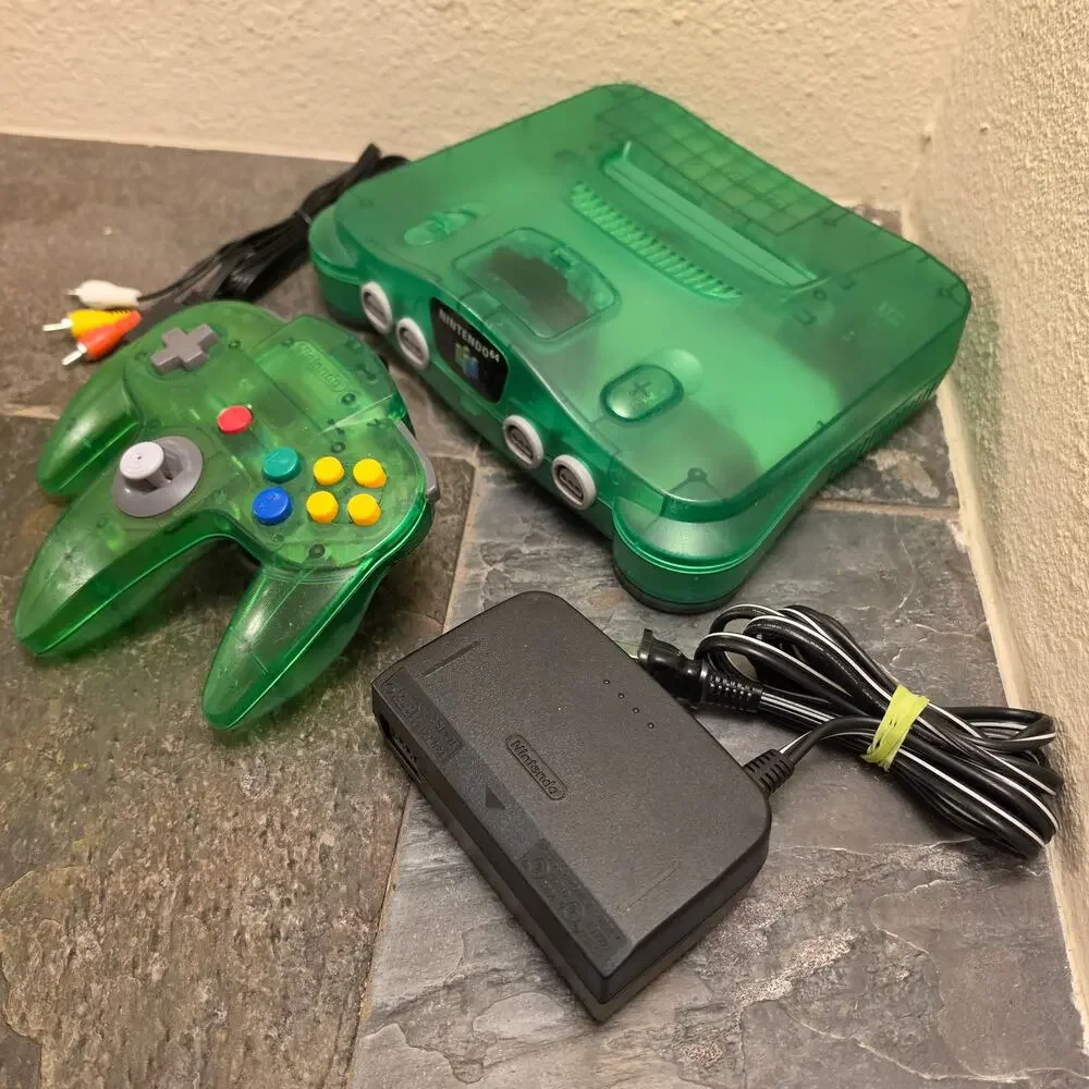 Hardware - N64 System, Jungle Green w/ 1 Gamepad - Nintendo64 - Funtastic